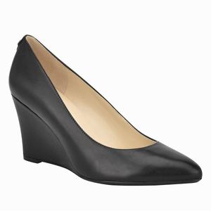 Nine West Cal 9x9 Pumps - Black - Ireland (BU7043812)